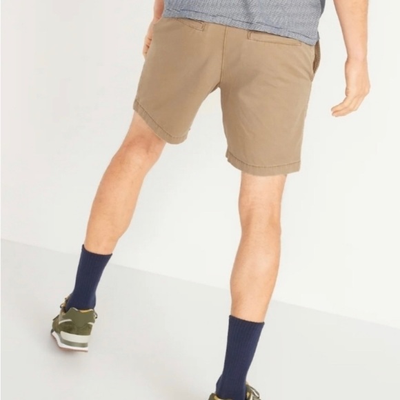 Old Navy Lived-In Straight Shorts - Picture 2 of 6